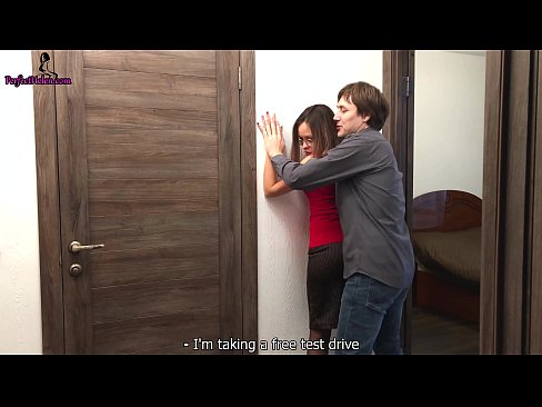 ❤️ Sexy Realtor Sensuly Jerks rẹ obo ati fokii Lakoko ti o n ta iyẹwu Rẹ - Krempai ️ Iwa onihoho furo ❌❤